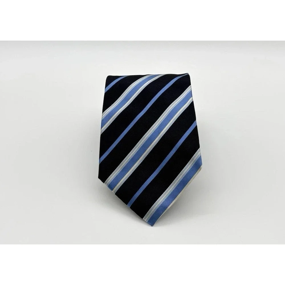 Banana Republic Blue Diagonal Striped Men's Silk Necktie New